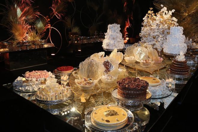 بوفيه متعدد الطبقات