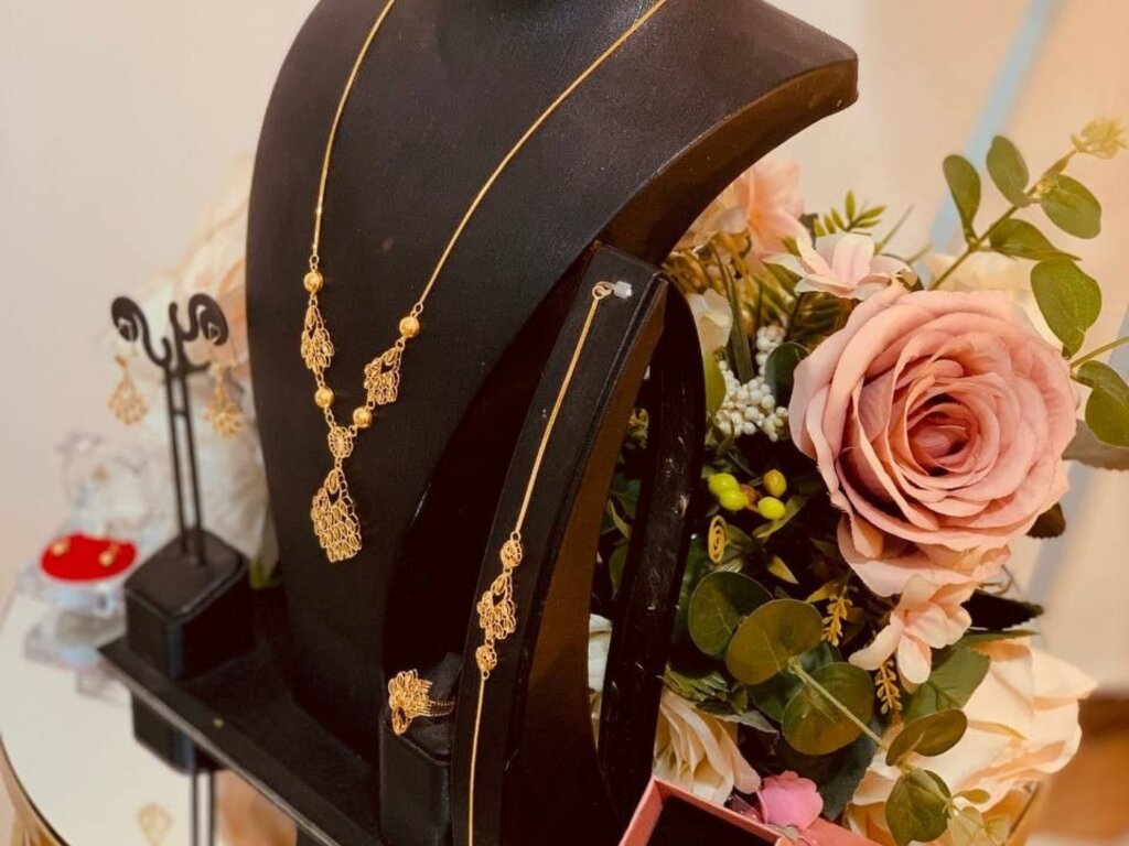 إعلان الخطوبة في السعودية: أفكار إبداعية ودور العائلة