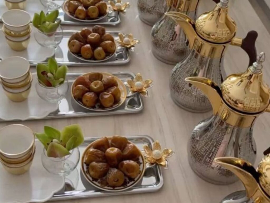 إعلان الخطوبة في السعودية: أفكار إبداعية ودور العائلة