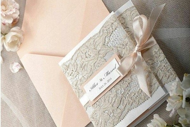 دعوة زفاف الدانتيل