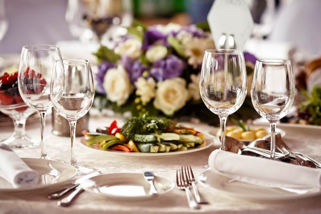 قاعات فنادق صغيرة بالرياض