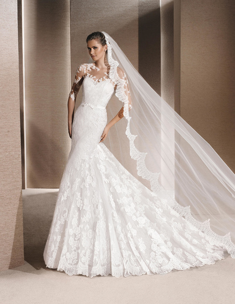 فستان وطرحه