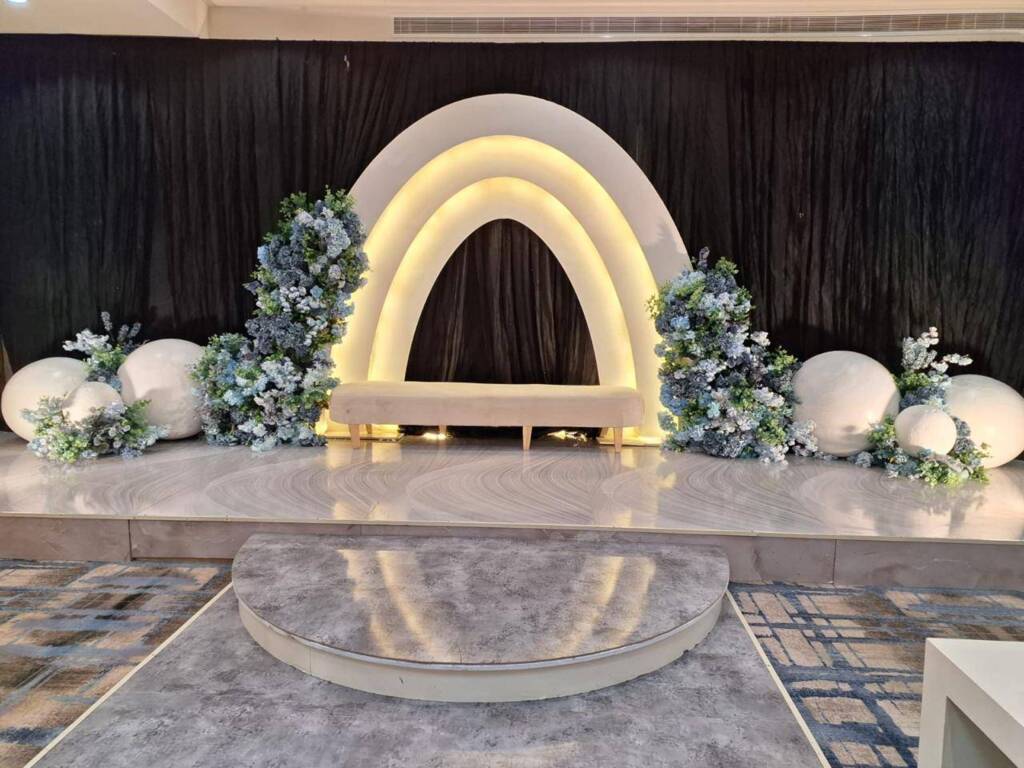 فندق السفينة الذهبية