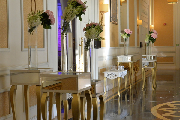 فندق هوليدي ان الخبر - كورنيش