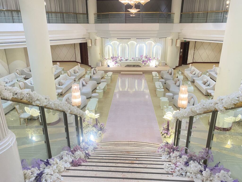 فندق هوليداي ان العليا