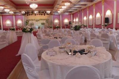 قاعة طيبة لاند