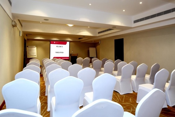 فندق رمادا الرياض