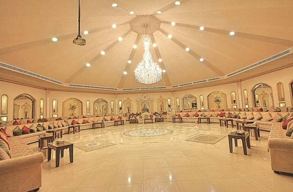 قاعات منتجع دار الزائر