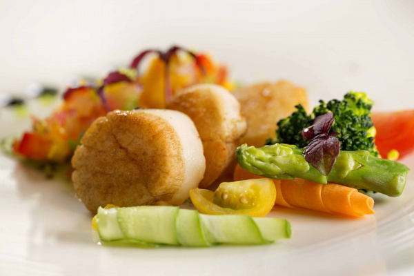 بوفيه فندق روش ريحان من روتانا للحفلات الخارجية