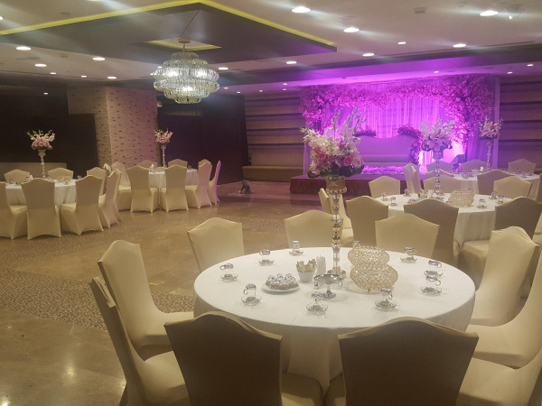 فندق كراون بلازا المدينة