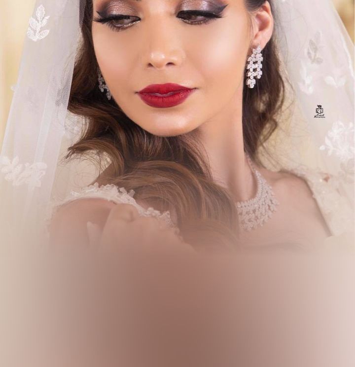 حنان العمار خبيرة تجميل