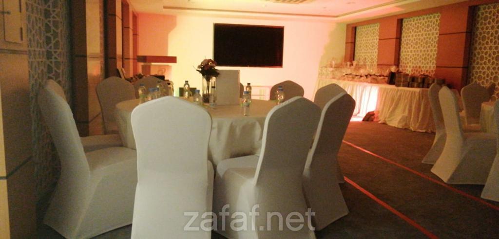 قاعة سندان الذهبية