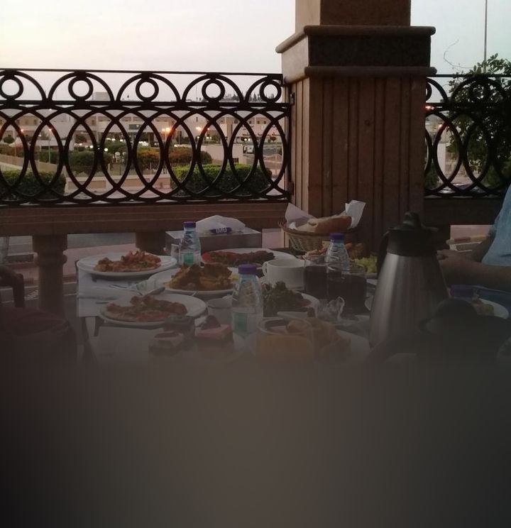 مطعم قصر أبها