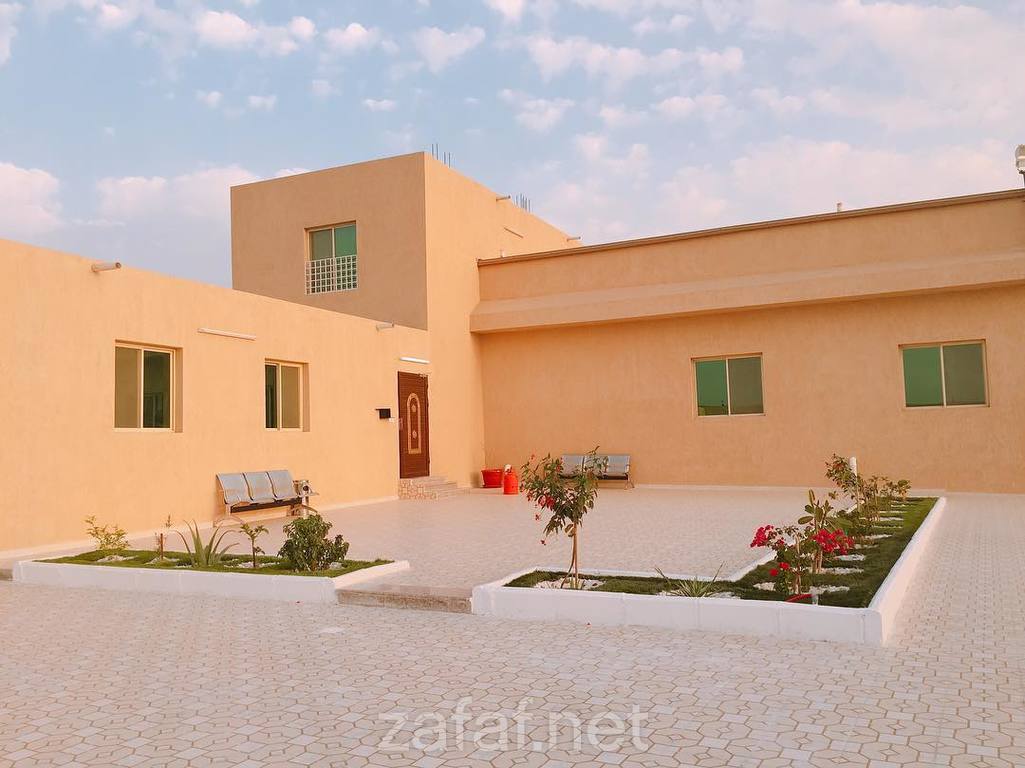 استراحة همس السحاب