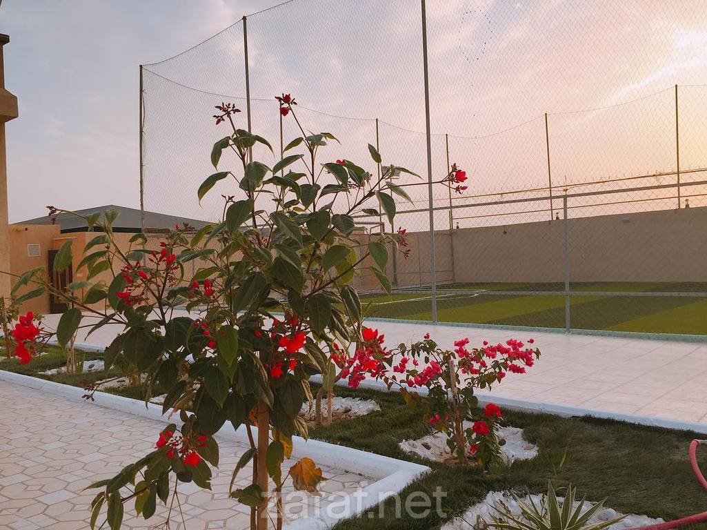 استراحة همس السحاب