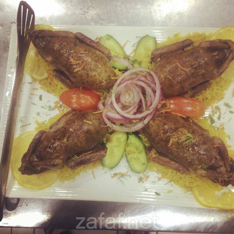 مطعم الزعيم