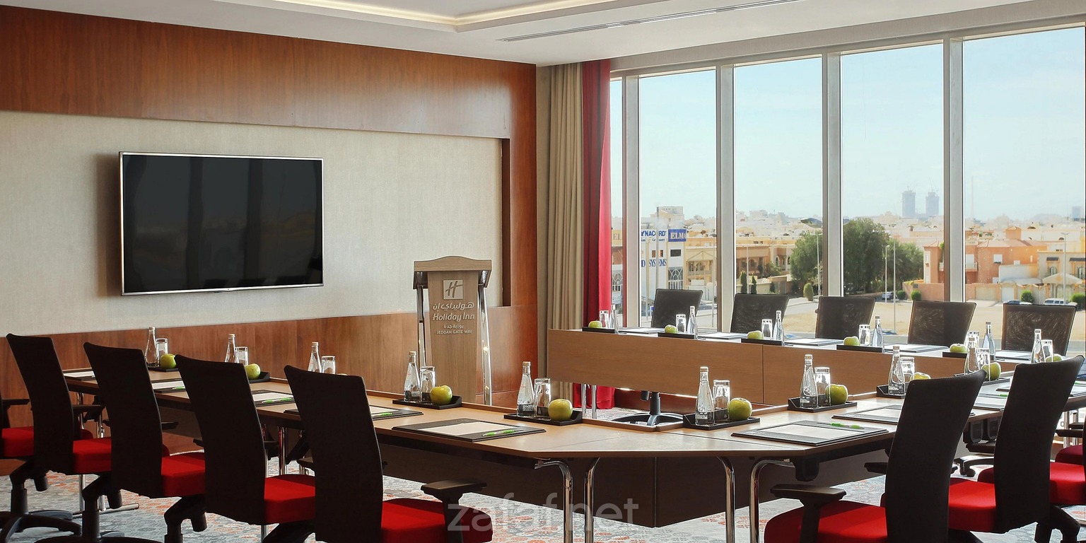 هوليدي ان بوابة جدة