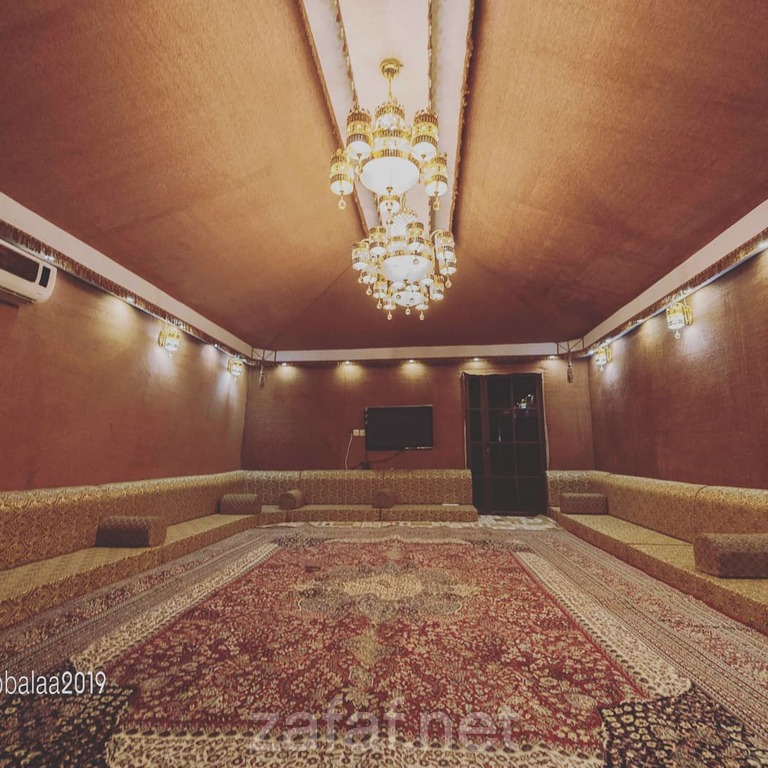 قاعة و منتجع النبلاء