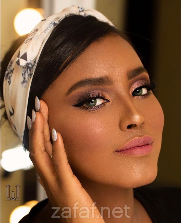 يسرى ميك أب