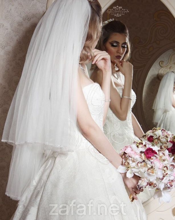 زهرة ميك أب أرتست