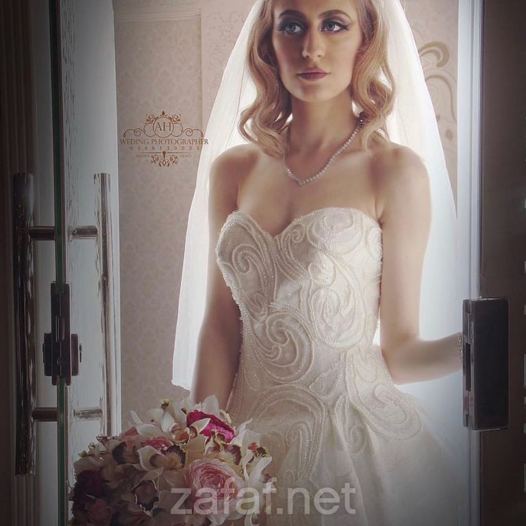 زهرة ميك أب أرتست