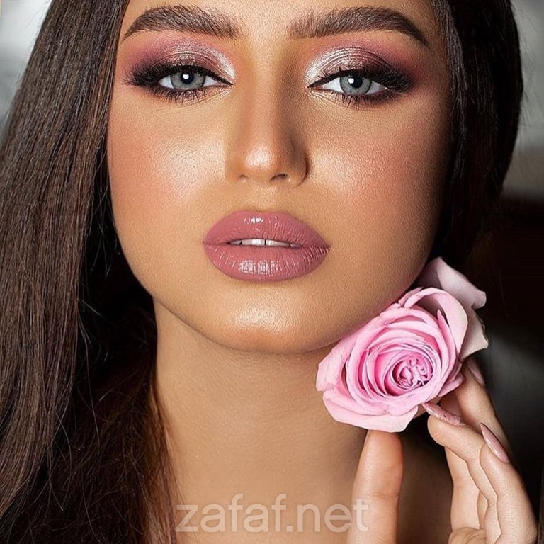 ميك اب ارتست جواهر