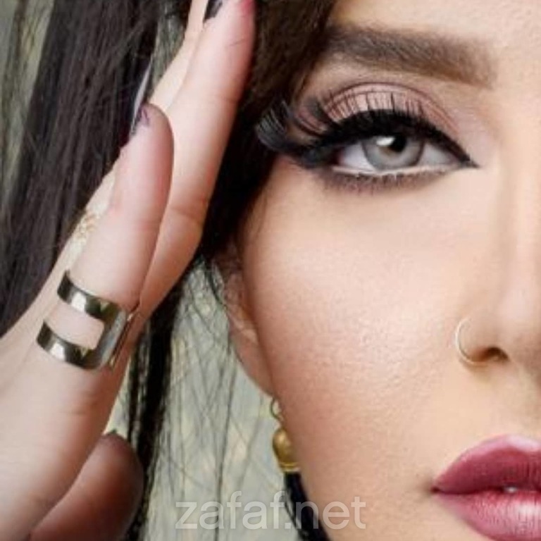 أمل حسين ميك أب