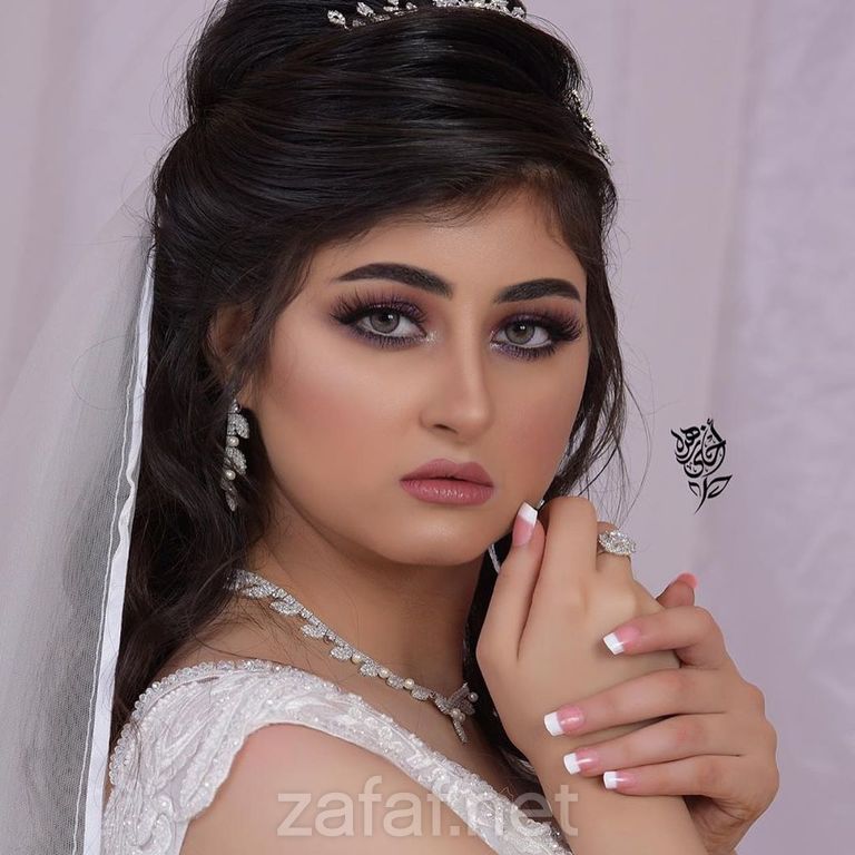 نورا عبد العزيز ميك أب