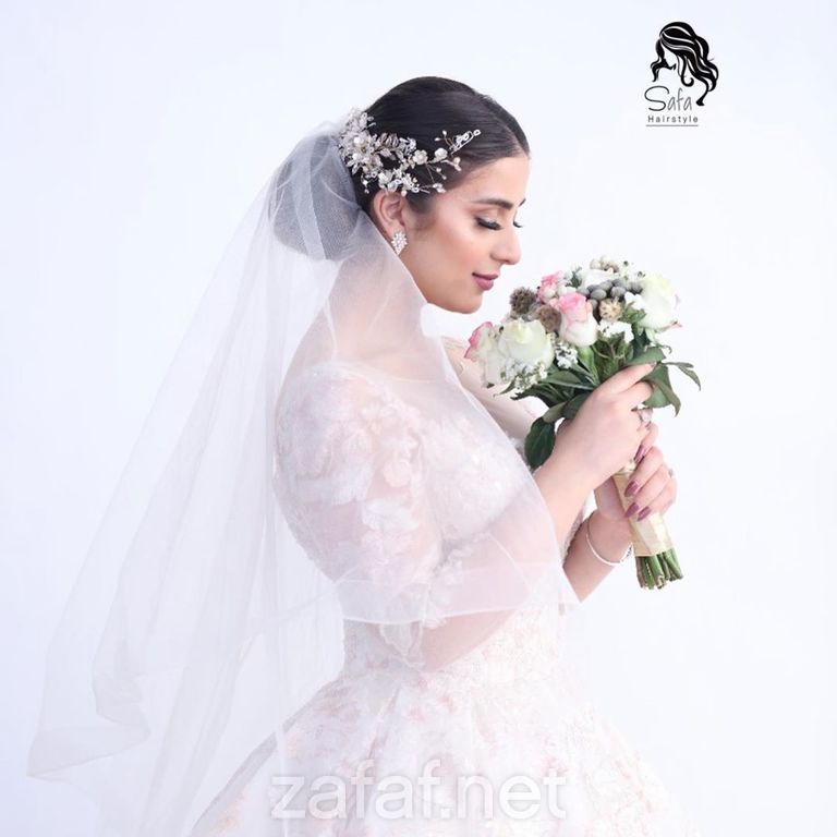 مصففة الشعر صفاء