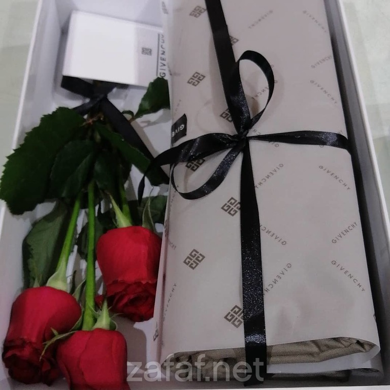 تهادوا للهدايا