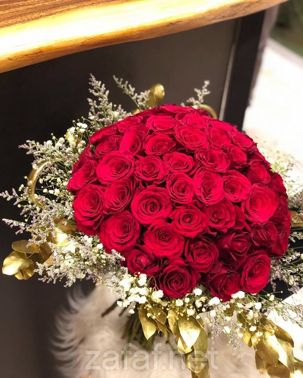 لمسة بالون للورود