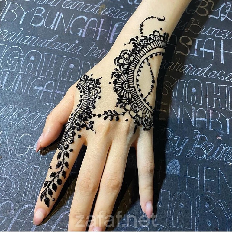 نقش حناء في بريدة