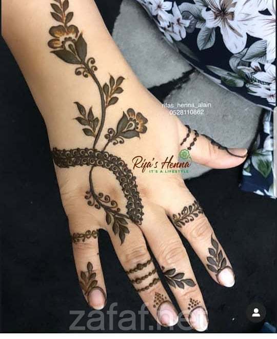 ام ريما لنقش الحناء