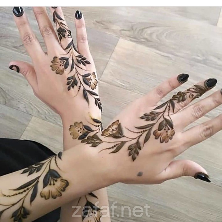 ام ريما لنقش الحناء