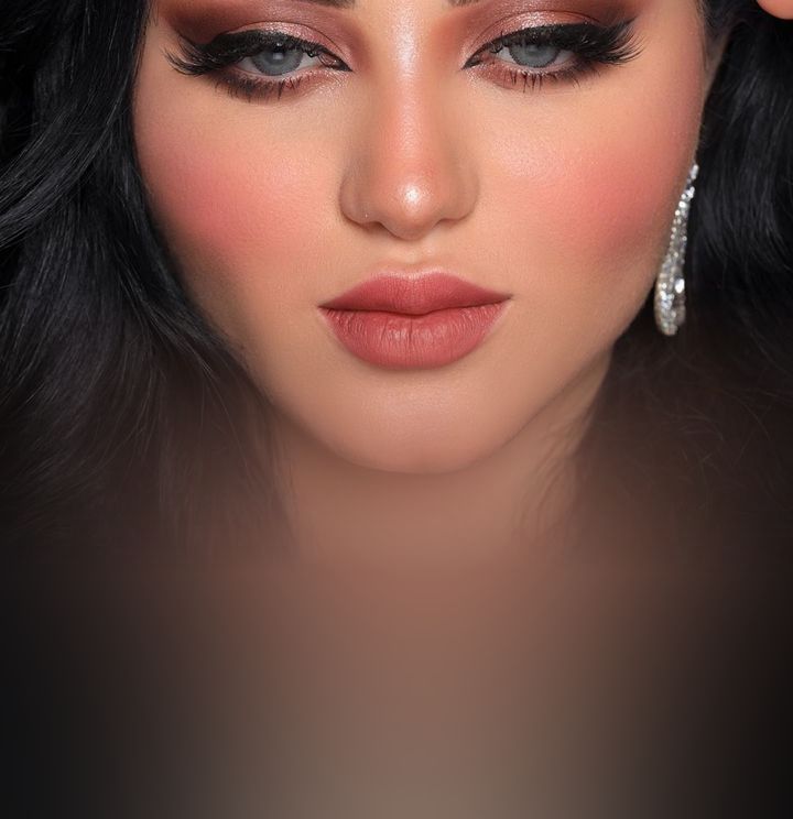 ميك اب ارتست روعة - حفر الباطن