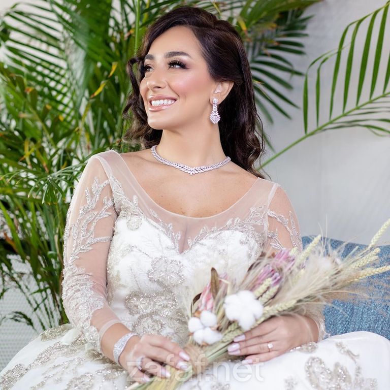 منى العوهلي