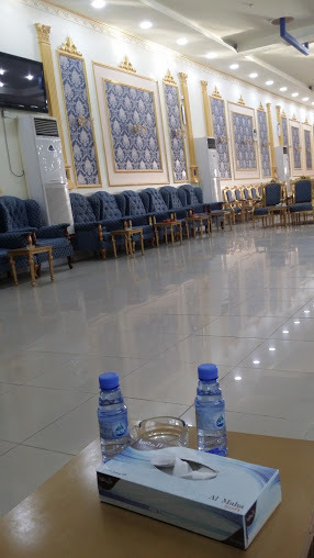 قاعة الأسطورة