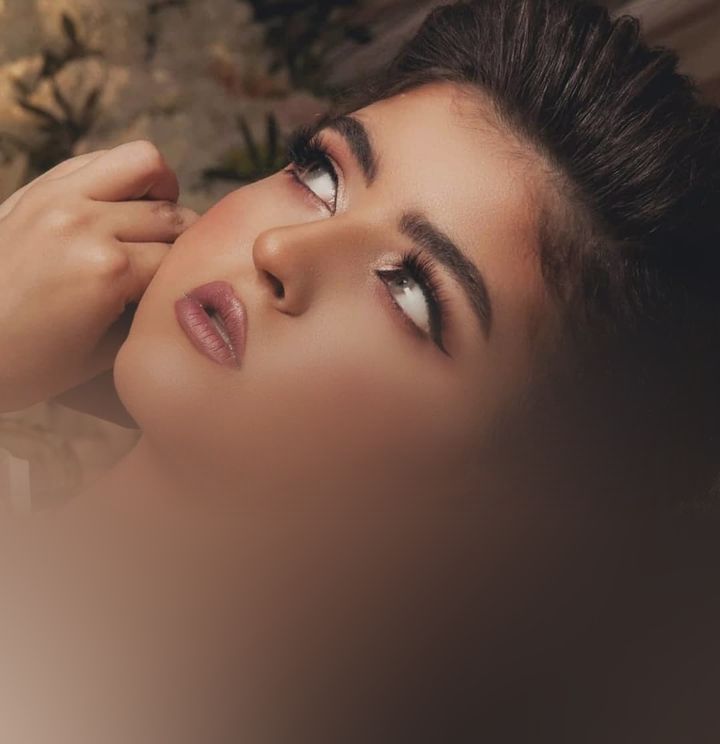 فوزية خبيرة الشعر