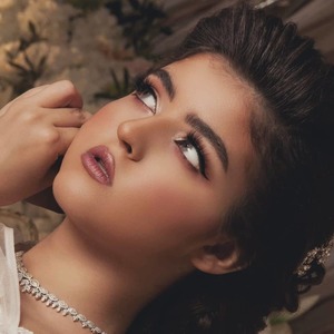 فوزية خبيرة الشعر