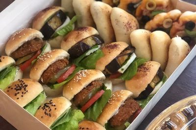 تيستي باستري