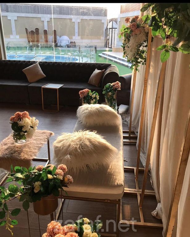 تووث لتنسيق الحفلات