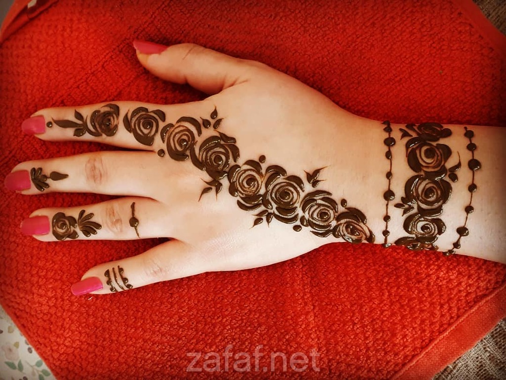 الحناية ليلى