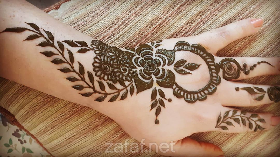 الحناية ليلى