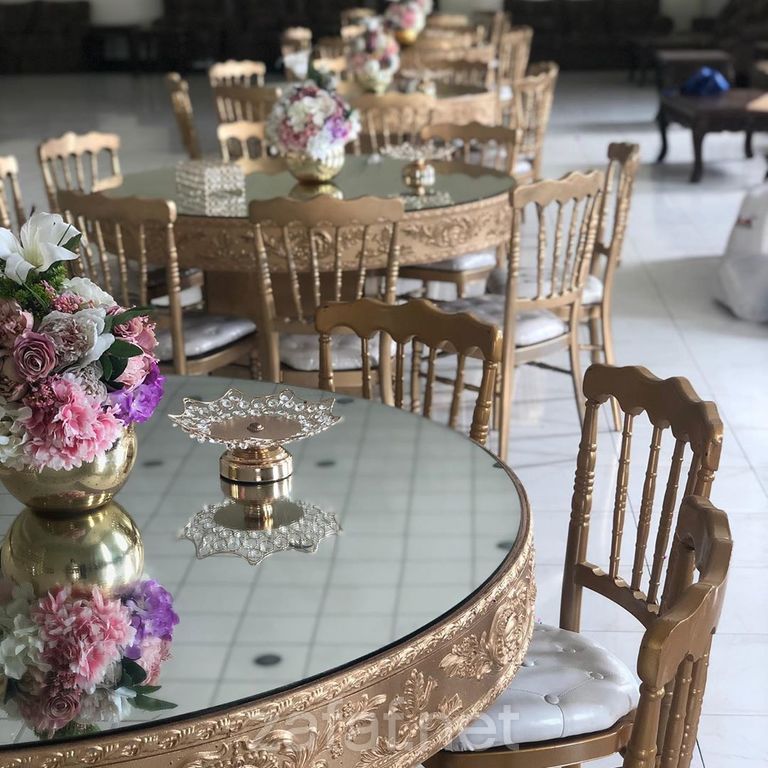 دي جي نسائي