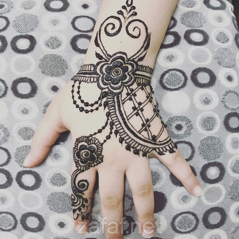 اسما للحناء