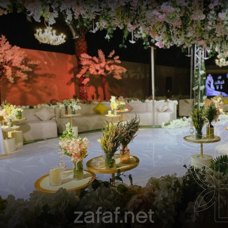 منتجع لوكازورت - العمارية