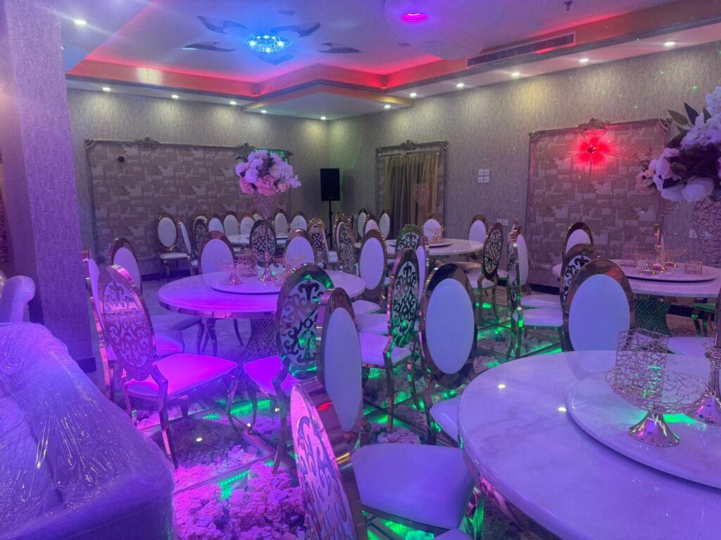 قاعة سمر الحياة - فندق تعيش الحياة