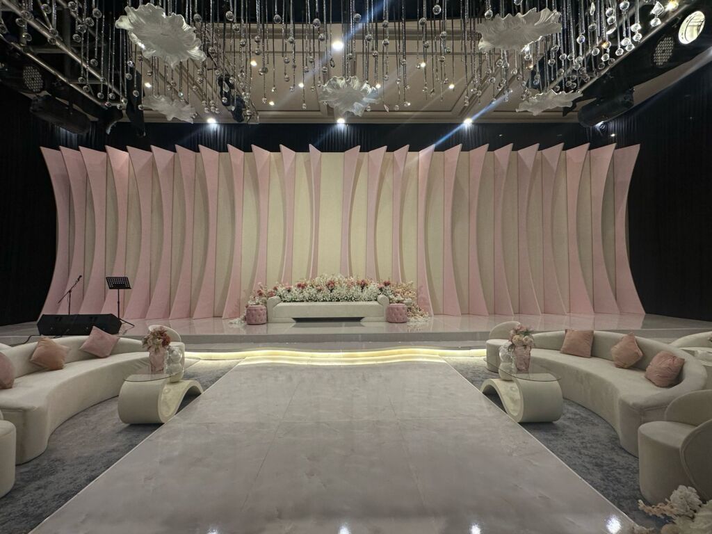 الكيان ايفنتس - هوليدي ان ازدهار