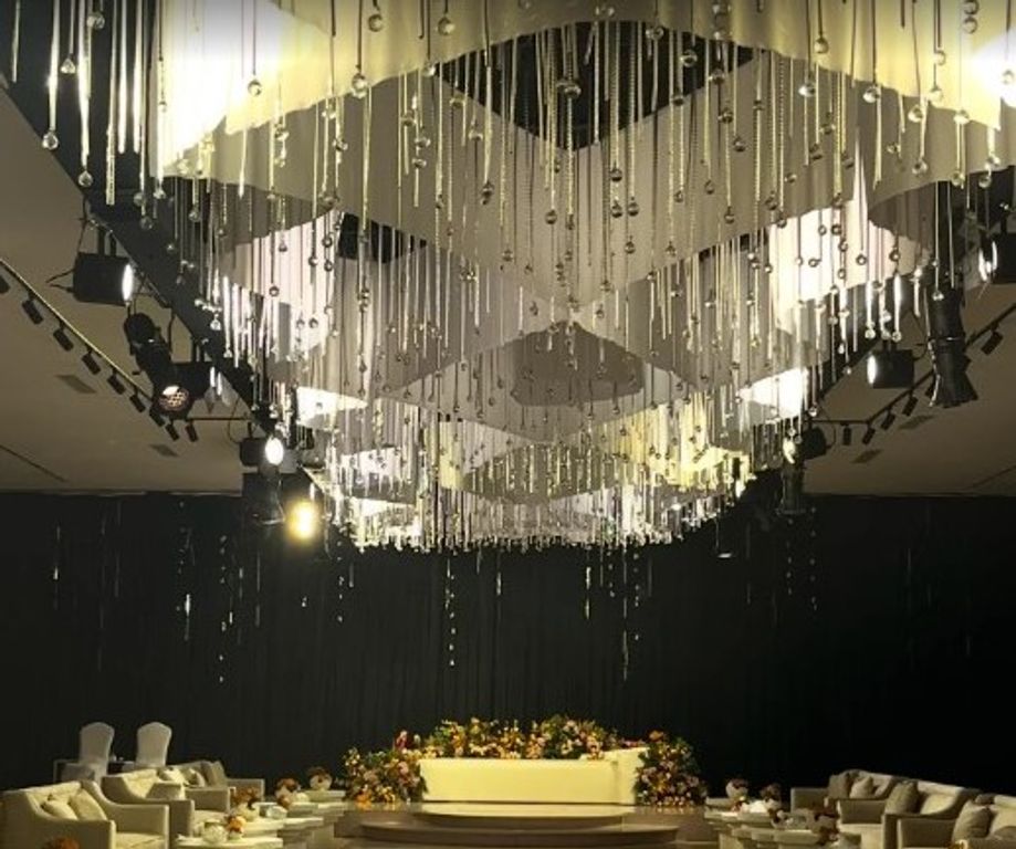 قاعة كارال للاحتفالات والمؤتمرات