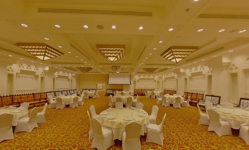 قاعات القرية الشعبية